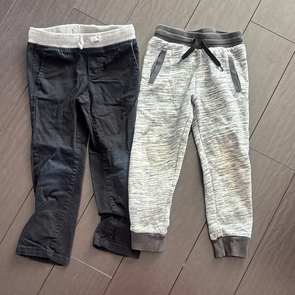 Old Navy Kids Casual Bottoms - Black and Gray